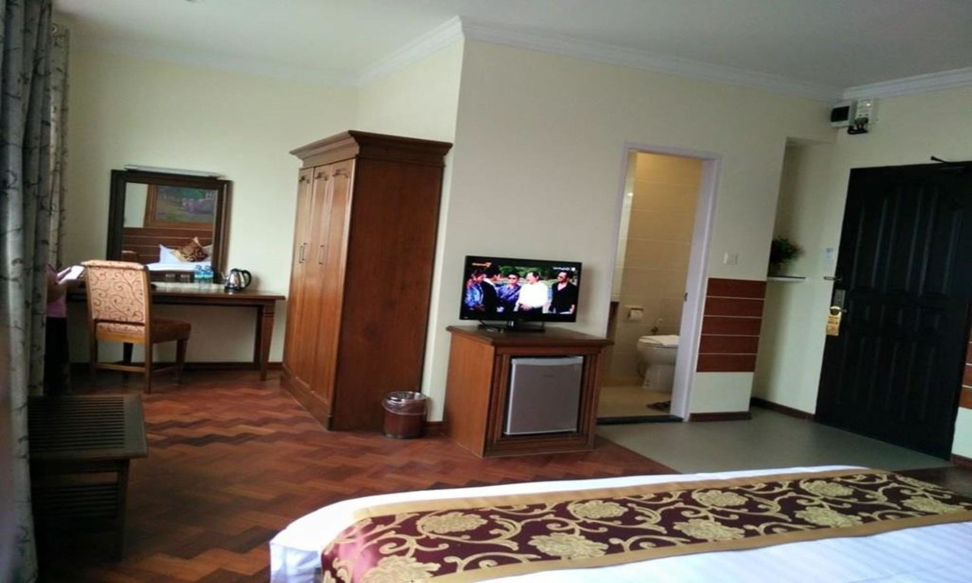 מנדלאי The Home Hotel מראה חיצוני תמונה