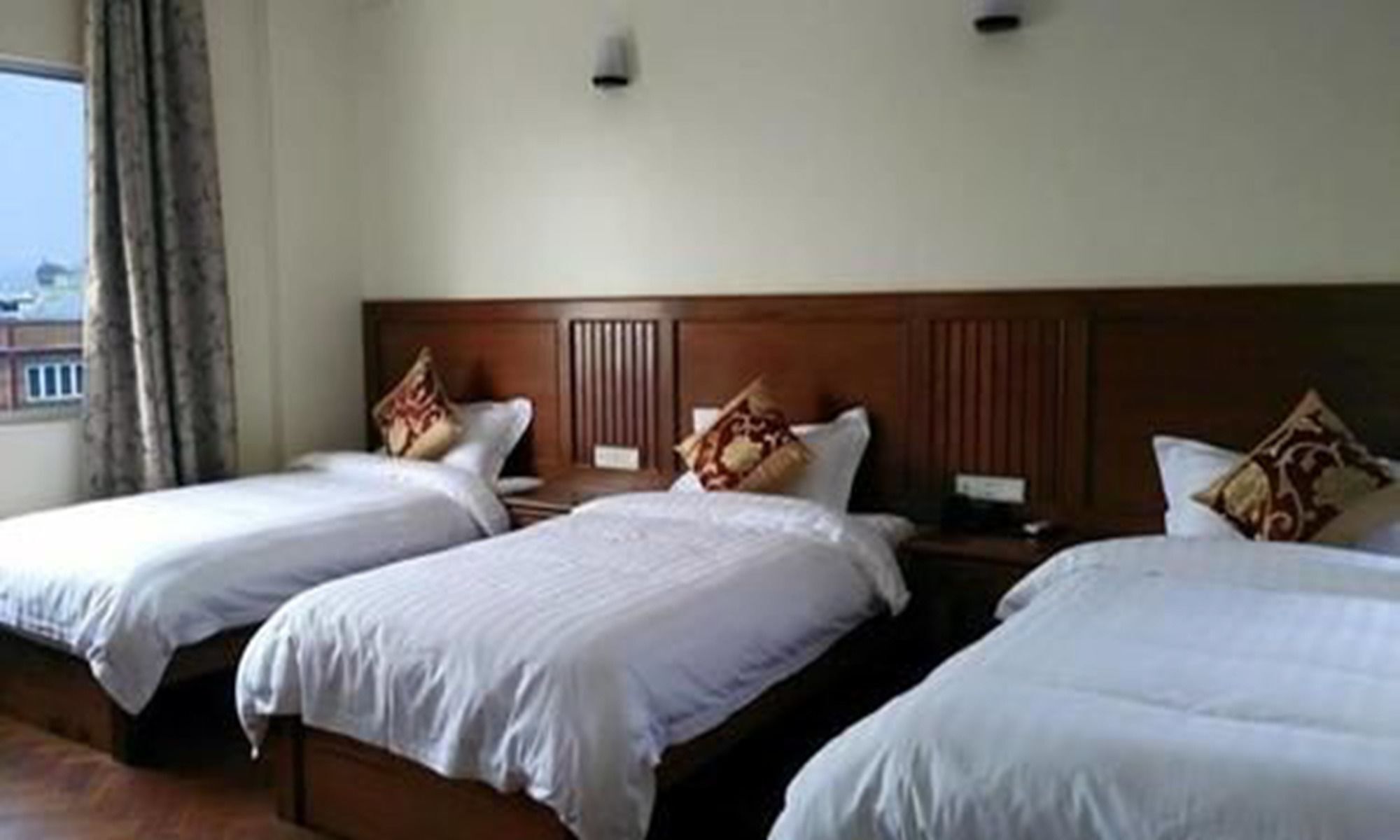 מנדלאי The Home Hotel מראה חיצוני תמונה