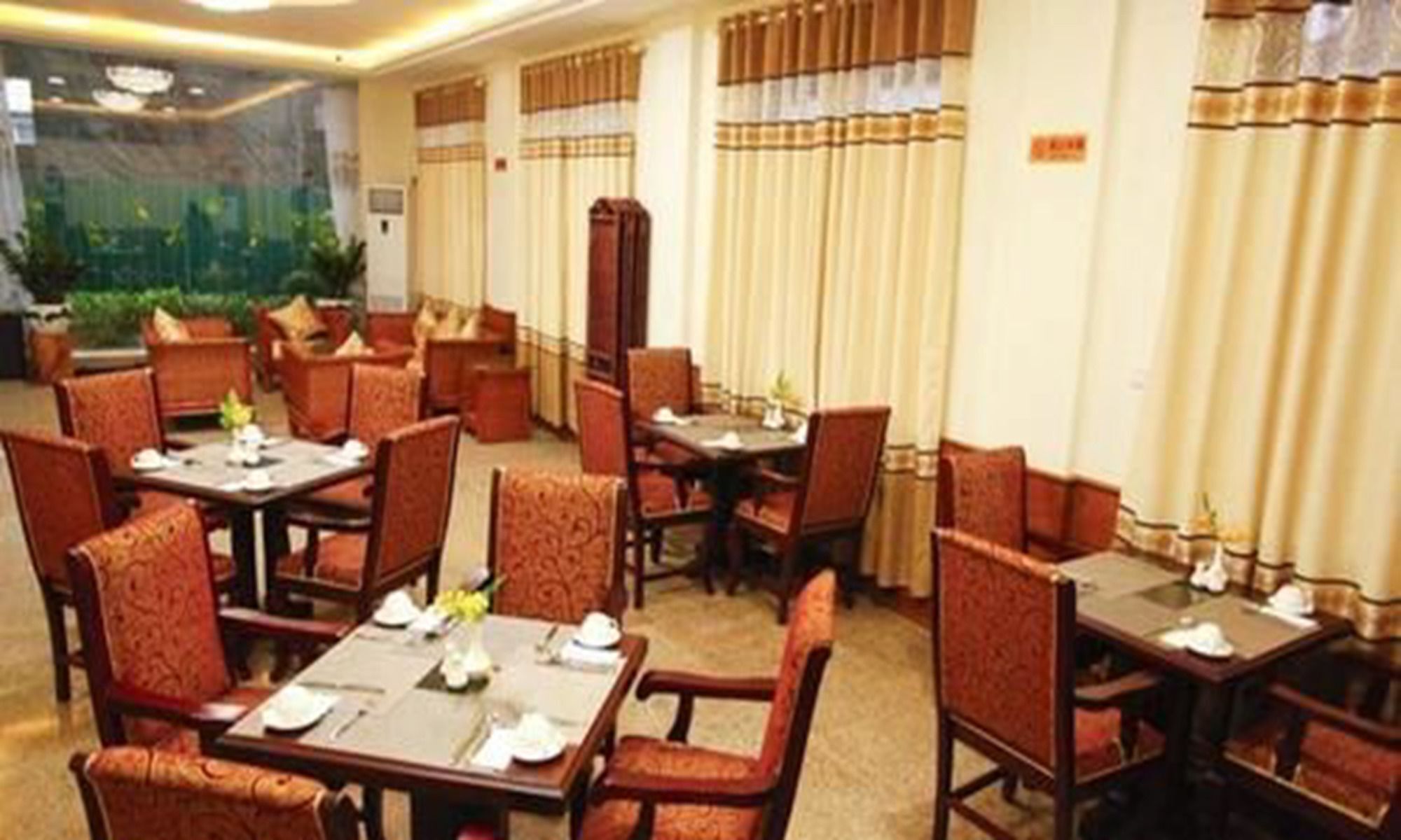 מנדלאי The Home Hotel מראה חיצוני תמונה
