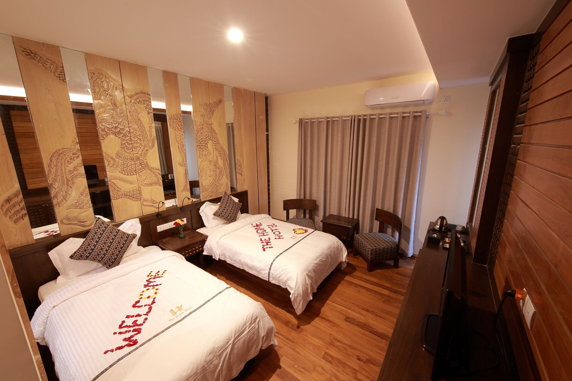 מנדלאי The Home Hotel מראה חיצוני תמונה