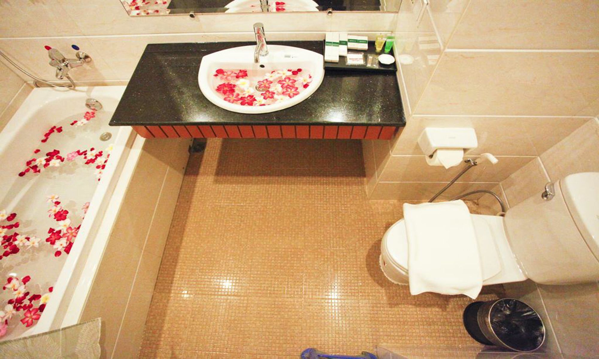 מנדלאי The Home Hotel מראה חיצוני תמונה