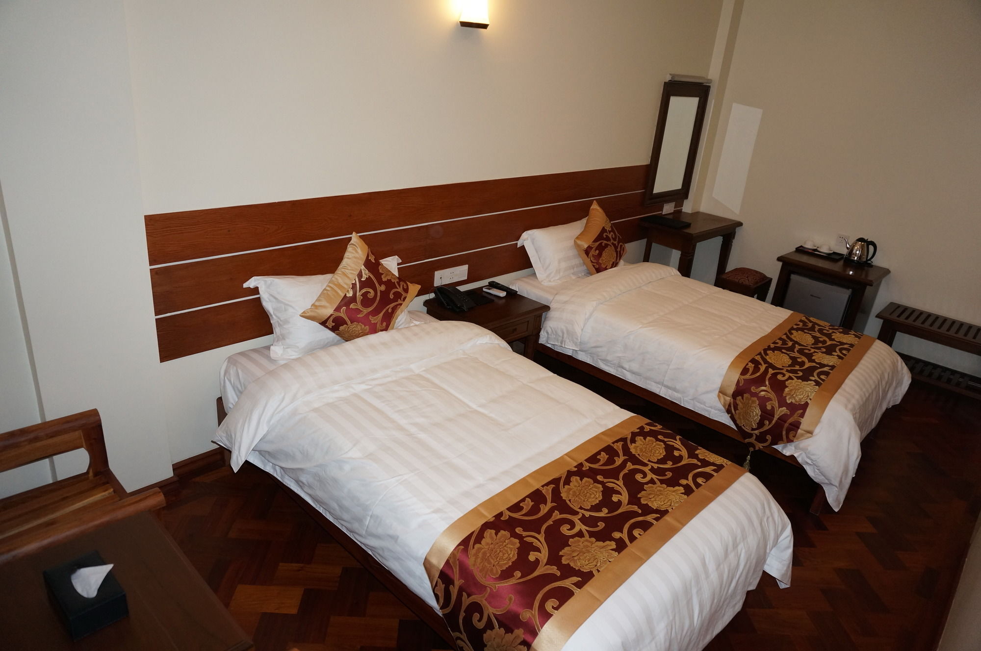 מנדלאי The Home Hotel מראה חיצוני תמונה